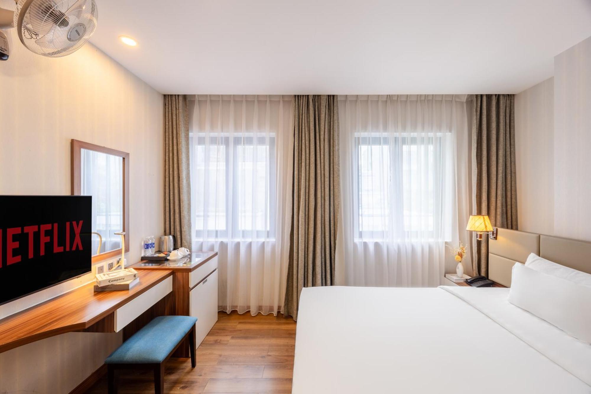 Phòng Deluxe Có Giường Cỡ King