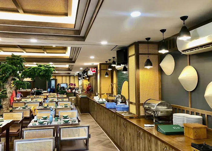 Happy Life Green Hotel